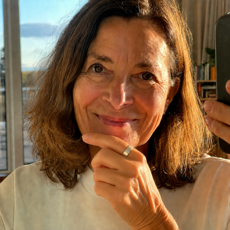 Amelia, 56